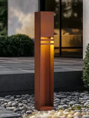 Značkový Lucande LED osvětlení cesty Oxido, barva rez, výška 80 cm, IP44
