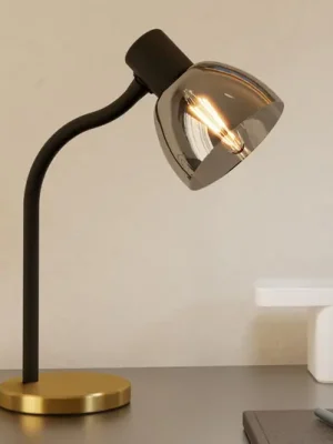 Aktuální Stolní lampa Macere, mosaz/černá, výška 34 cm, ocel