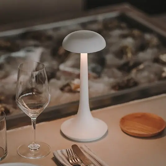 LEDS-C4 LED dobíjecí stolní lampa Portobello, bílá, stmívač, ABS Vysoce Kvalitní