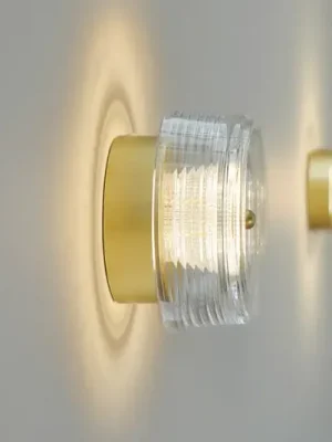 Horká Nabídka LOOM DESIGN LED nástěnné světlo Glow zlatá/čirá Ø 16 cm akryl