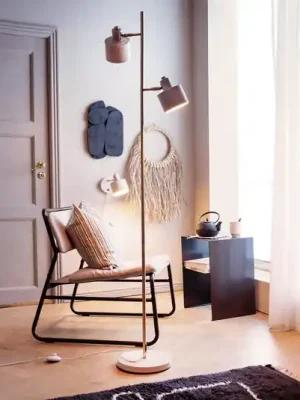 Dyberg Larsen Stojací lampa Ocean, béžová, výška 160 cm, 2-fázová. Originální