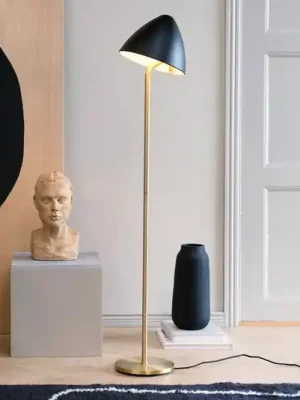 Top Prodej Dyberg Larsen Stojací lampa Oulu, černá/mosaz, výška 128 cm