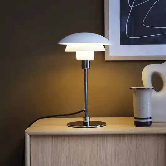 Dyberg Larsen Stolní lampa Morph, bílá, výška 35 cm, kov Vysoce Kvalitní