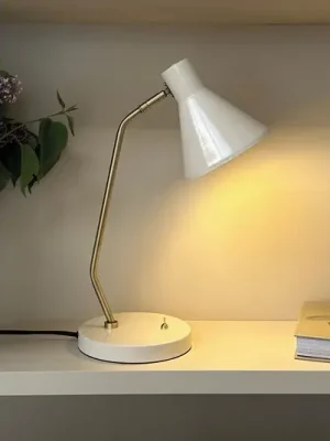 Stolní lampa Dyberg Larsen Sleep, bílá, výška 43,3 cm Finální Výprodej