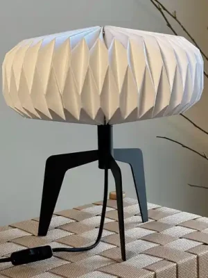 Originální Stolní lampa Dyberg Larsen Ventnor, černobílá, výška 34 cm,