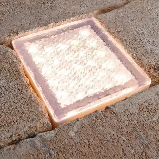 Poslední Šance LED zapuštěné podlahové svítidlo Tabit, 10 x 10 cm, pochozí