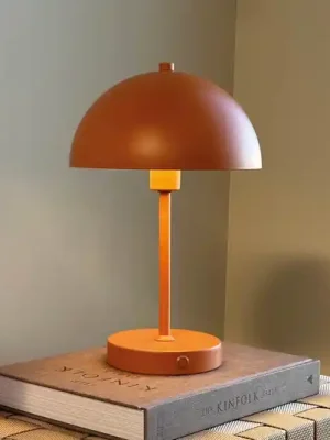 Nabíjecí stolní lampa Dyberg Larsen Stockholm, terakota Speciální Cena