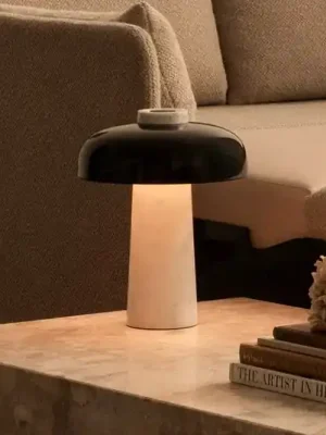 Audo LED stolní lampa Reverse, černá, mramor, výška 30 cm Pouze Dnes