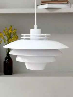 Víkendová Akce Dyberg Larsen závěsná lampa Ejka mini, bílá, Ø 30 cm, kov