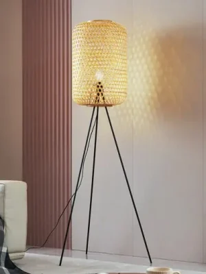 Stojací lampa Lucande Jorick, bambus, trojnožka, výška 166 cm Cenová Bomba