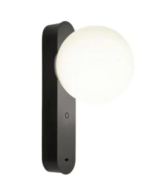 LEDS-C4 LED nástěnné svítidlo Perlina, USB port, černá, ocel Aktuální