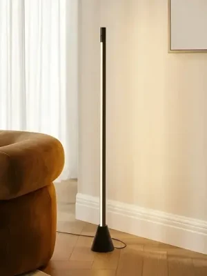 Stojací lampa Lucande LED Linija, černá, výška 110 cm, senzor Akční Cena