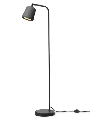 New Works stojací lampa Materiál, tmavě šedá, beton, výška 125 cm Odeslání Ihned