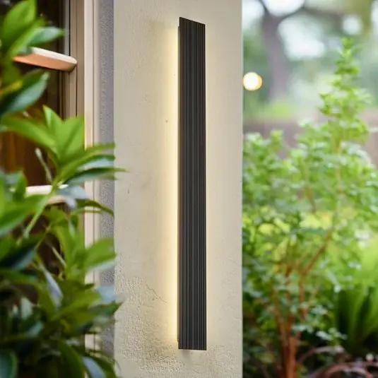 Nová Kolekce Venkovní nástěnné LED svítidlo Lucande Melira, výška 100 cm, antracitová barva