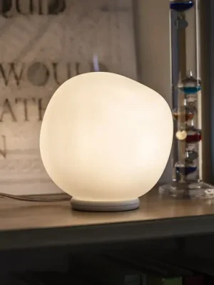 Stolní lampa Foscarini Hoba Piccola, Ø 13 cm, zapnuto/vypnuto, sklo Top Prodej