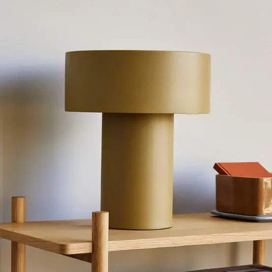 Nízká Cena HÜBSCH Aki stolní lampa, khaki, železo, E27, výška 37 cm