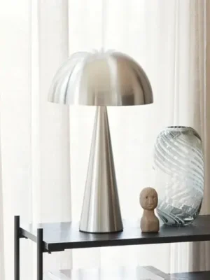 Finální Výprodej HÜBSCH Mush Vysoká stolní lampa, barva kartáčovaný nikl, železo