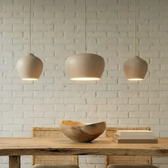 Poslední Šance Lucande závěsné světlo Malisa, béžové, 3-fl., kov, 90 cm