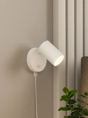 Nástěnné bodové svítidlo CAN TILT, bílé, Ø 10 cm, kov, vypínač, USB Odeslání Ihned