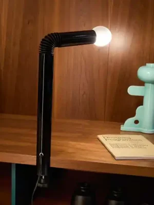Aktuální Stolní lampa Stilnovo Periscopio, černá, výška 68 cm, kov
