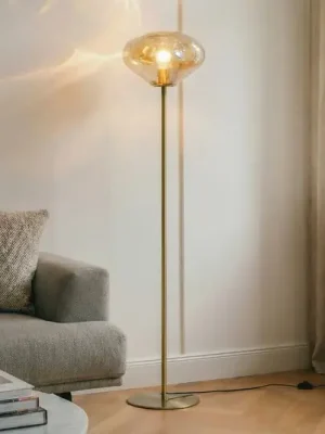 Značkový Lindby stojací lampa Lelia, jantarová, sklo, kov, 150 cm