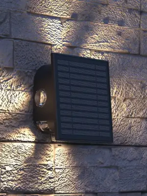 Calex Solární LED venkovní nástěnné svítidlo Altamura, nepřímé, černé Sezónní Sleva
